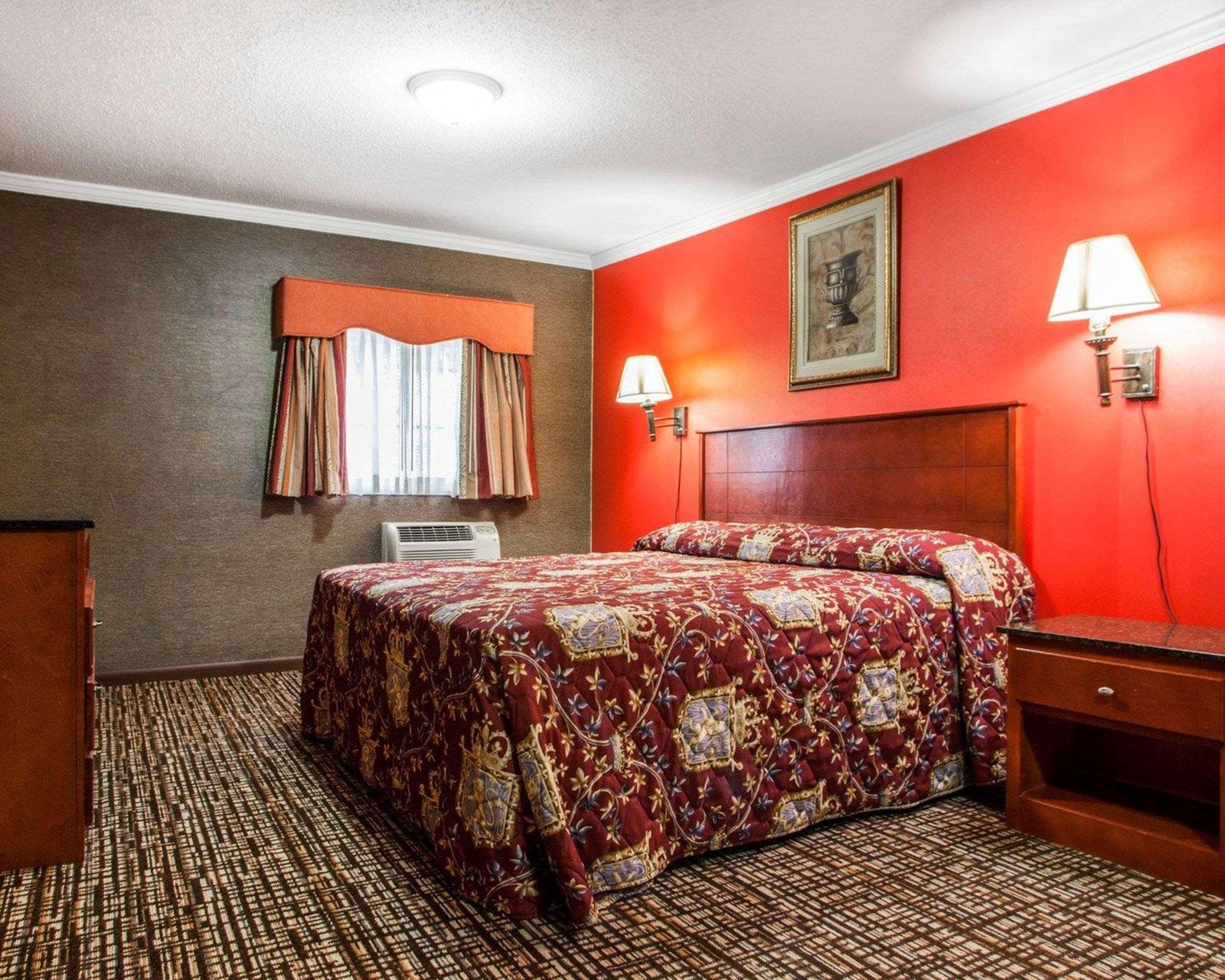 Rodeway Inn